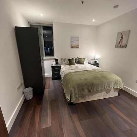 Spacious Sleep 7 Flat 20 Mins Central London Bp65 외부 사진