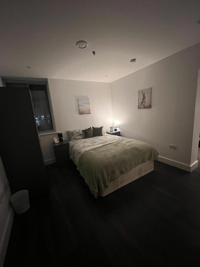 Spacious Sleep 7 Flat 20 Mins Central London Bp65 외부 사진