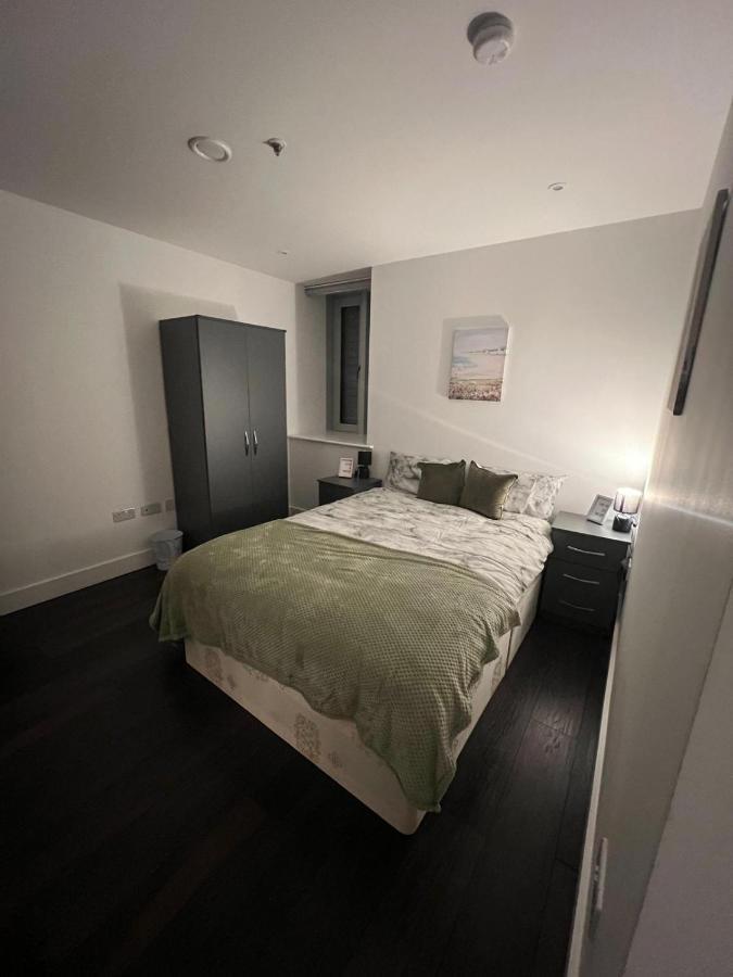 Spacious Sleep 7 Flat 20 Mins Central London Bp65 외부 사진