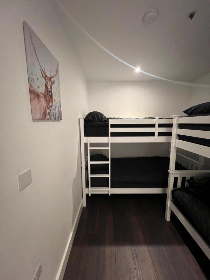 Spacious Sleep 7 Flat 20 Mins Central London Bp65 외부 사진